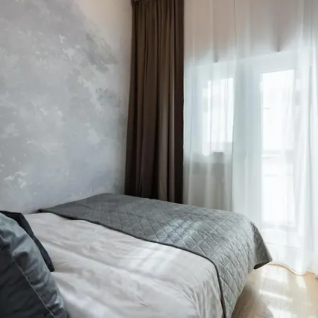 Stunning Views 3br Sunny Flat - 3 Superb Balconies Appartement *