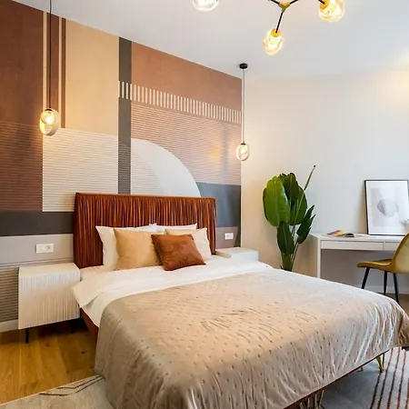 Stunning Views 3br Sunny Flat - 3 Superb Balconies * 布加勒斯特