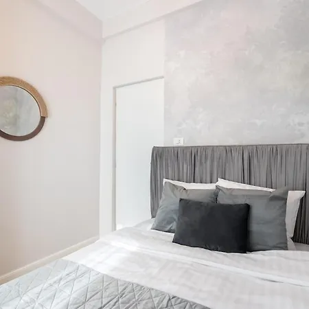 Stunning Views 3br Sunny Flat - 3 Superb Balconies Appartement Bucarest