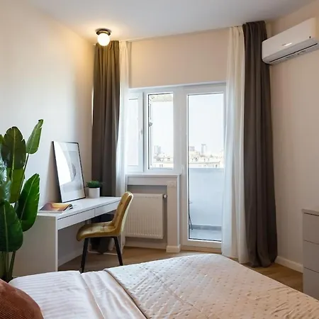 Apartment Stunning Views 3br Sunny Flat - 3 Superb Balconies Bucharest