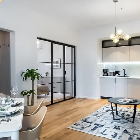 Stunning Views 3br Sunny Flat - 3 Superb Balconies * Bucharest