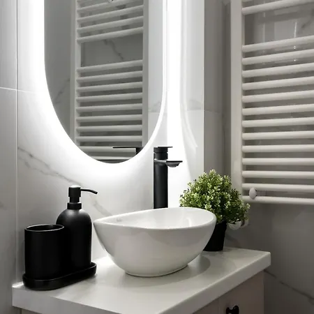 Stunning Views 3br Sunny Flat - 3 Superb Balconies 公寓 布加勒斯特