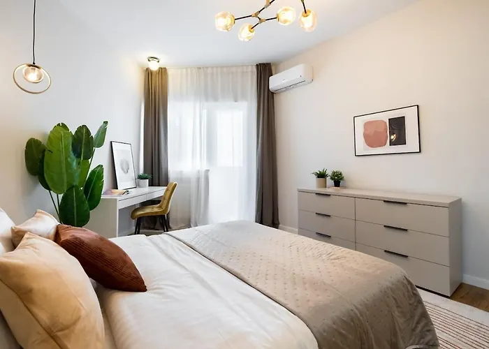 Stunning Views 3br Sunny Flat - 3 Superb Balconies 부쿠레슈티