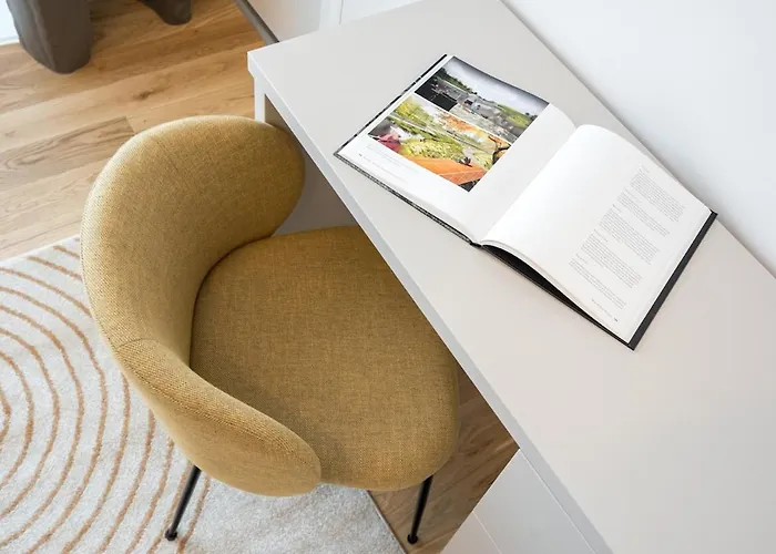 Апартаменти Stunning Views 3br Sunny Flat - 3 Superb Balconies Бухарест