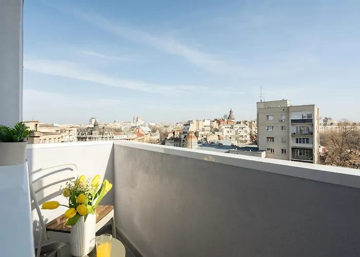 Stunning Views 3br Sunny Flat - 3 Superb Balconies דירה