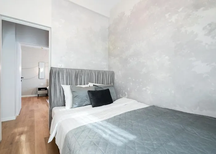 Stunning Views 3br Sunny Flat - 3 Superb Balconies 아파트