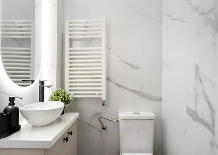 Stunning Views 3br Sunny Flat - 3 Superb Balconies Бухарест