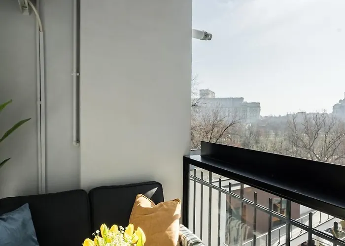 Stunning Views 3br Sunny Flat - 3 Superb Balconies דירה