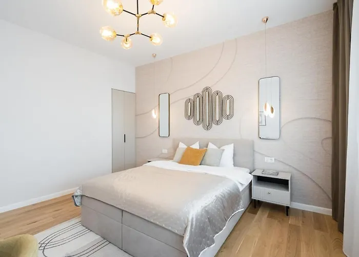 דירה Stunning Views 3br Sunny Flat - 3 Superb Balconies