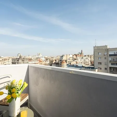 Stunning Views 3br Sunny Flat - 3 Superb Balconies Apartment