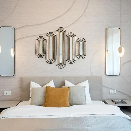 Stunning Views 3br Sunny Flat - 3 Superb Balconies