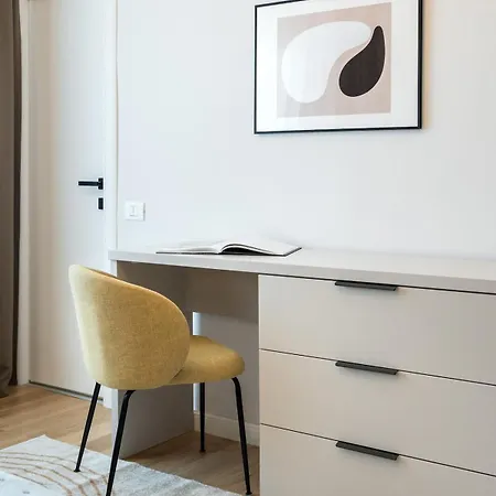 Stunning Views 3br Sunny Flat - 3 Superb Balconies