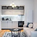 Stunning Views 3br Sunny Flat - 3 Superb Balconies Boekarest
