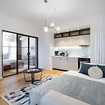 Stunning Views 3br Sunny Flat - 3 Superb Balconies Appartement *