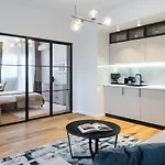 Stunning Views 3br Sunny Flat - 3 Superb Balconies Appartement *