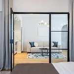 Stunning Views 3br Sunny Flat - 3 Superb Balconies Boekarest