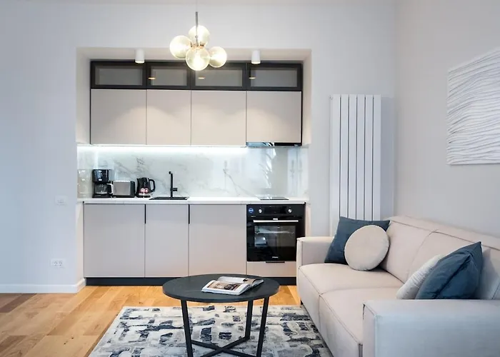 Stunning Views 3br Sunny Flat - 3 Superb Balconies Bükreş